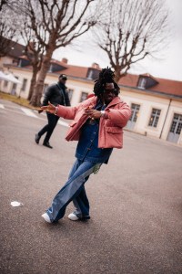 Street style at Paris Fashion Week Fall 2023