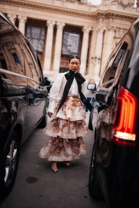 Street style at Paris Fashion Week Fall 2023