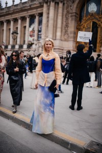 Street style at Paris Fashion Week Fall 2023