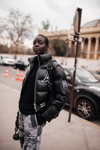 Street style at Paris Fashion Week Fall 2023