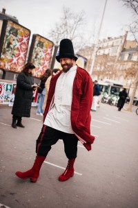 Street style at Paris Fashion Week Fall 2023