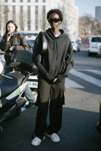 Street style at Paris Fashion Week Fall 2023