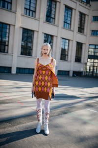 Street style at Paris Fashion Week Fall 2023