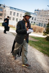 Street style at Paris Fashion Week Fall 2023