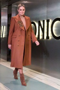 Veronica Beard RTW Fall 2023