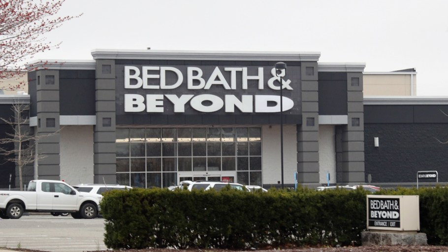 Bed Bath + Beyond's saga continues with news that Hudson Bay Capital Management plans to buy $1 billion in equity through the chain's stock sale.