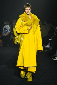 Burberry RTW Fall 2023