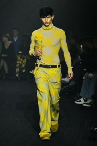 Burberry RTW Fall 2023
