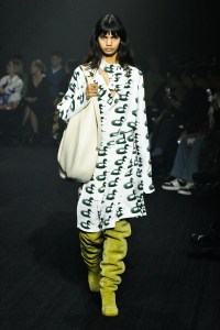 Burberry RTW Fall 2023