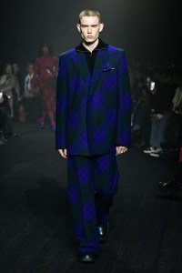 Burberry RTW Fall 2023