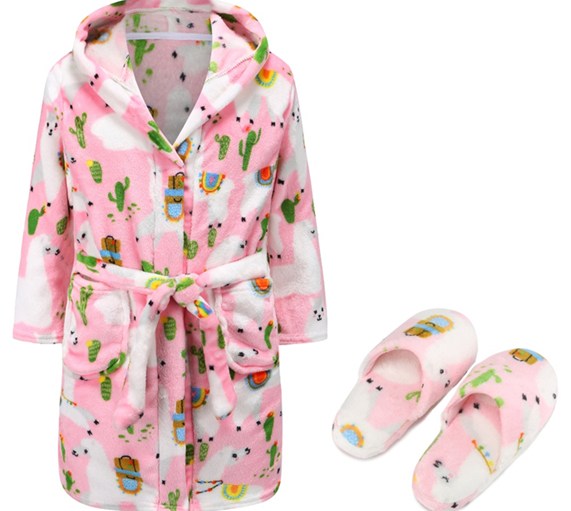 Recalled BTPEIHTD children’s robe in pink