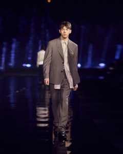 Hugo Boss RTW Spring 2023