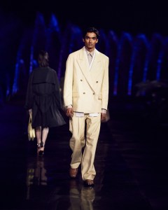 Hugo Boss RTW Spring 2023