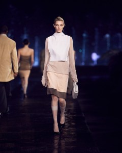 Hugo Boss RTW Spring 2023