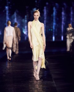 Hugo Boss RTW Spring 2023