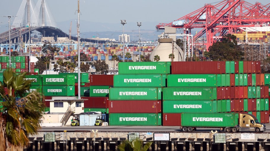 The PMA, which represents more than 70 carriers and terminal operators, called out dockworkers at the ILWU’s Local 13 chapter for failing to stagger lunch breaks, thus causing delays for truckers at terminal gates at the San Pedro Bay ports.