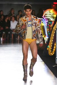Moschino RTW Spring 2018