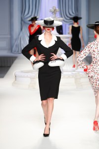 Moschino RTW Spring 2023