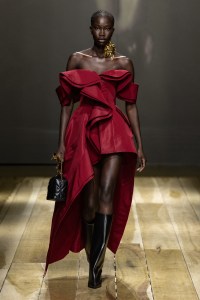 Alexander McQueen RTW Fall 2023