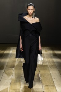 Alexander McQueen RTW Fall 2023
