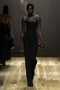 Alexander McQueen RTW Fall 2023