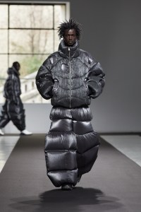 Chen Peng RTW Fall 2023