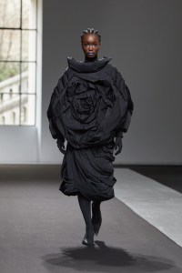 Chen Peng RTW Fall 2023