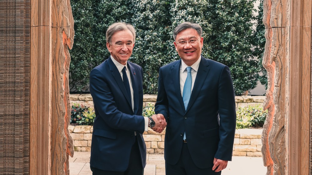 Bernard Arnault, Chairman and CEO of LVMH, meets Chinese Minister of Commerce Wang Wentao at Dior's 30 Avenue Montaigne flagship.