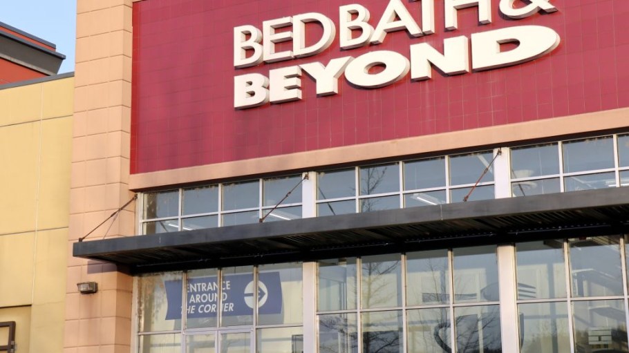 Bed Bath & Beyond's new $120Mn vendor consignment agreement helps to supplement inventory levels, but financial troubles remain.