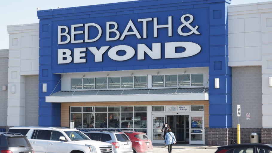 The Bed Bath & Beyond stock split may raise liquidity for BBBY, but equity financing leaves investors out in the cold if BBBY fails.