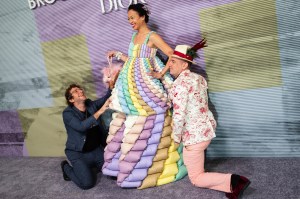 Dustin Yellin and guests
