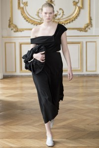 Cos Atelier RTW Spring 2023