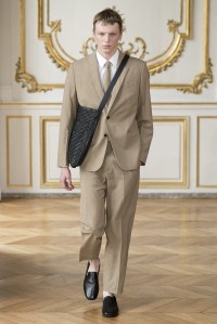 Cos Atelier RTW Spring 2023