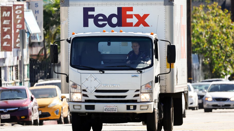 FedEx is rolling up its FedEx Express, FedEx Ground, FedEx Services and other FedEx operating companies into Federal Express Corporation.