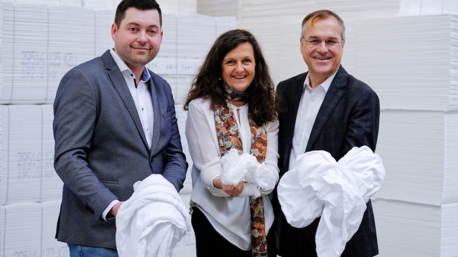 From left, Jürgen Secklehner of ARAplus GmbH; Sonja Zak, head of textile sourcing & cooperations, Lenzing; and Martin Prieler of ARA