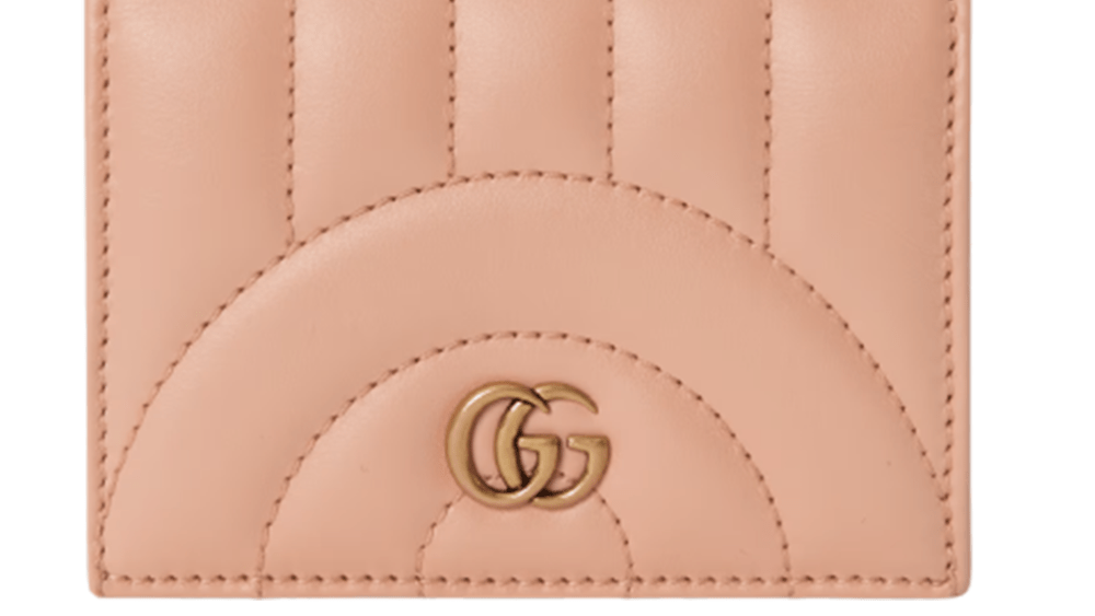 A Gucci GG Marmont Matelassé card case wallet.