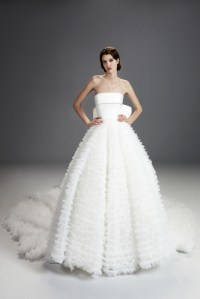 Viktor & Rolf Bridal Spring 2024