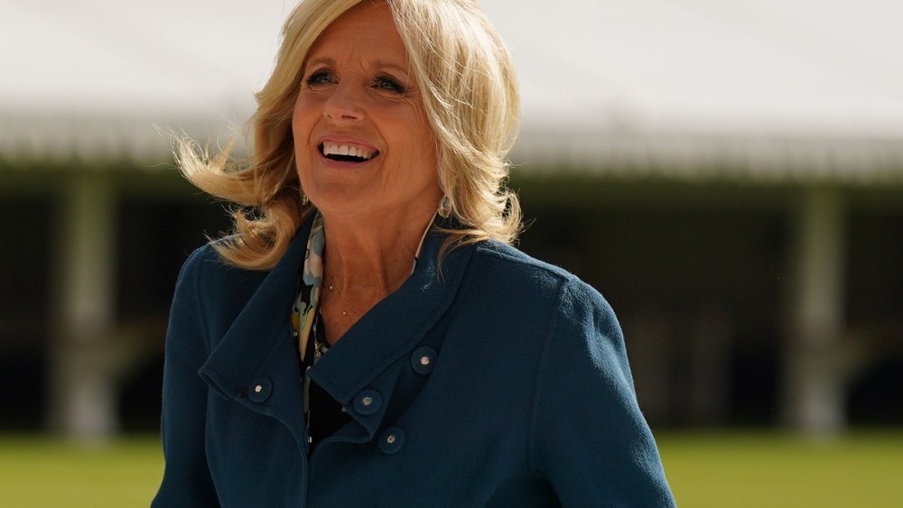 LONDON, ENGLAND - MAY 05: The First Lady of the United States, Jill Biden arrives for a reception at Buckingham Palace hosted by King Charles III for overseas guests attending his coronation on May 5, 2023 in London, England. (Photo by Jacob King-WPA Pool/Getty Images)