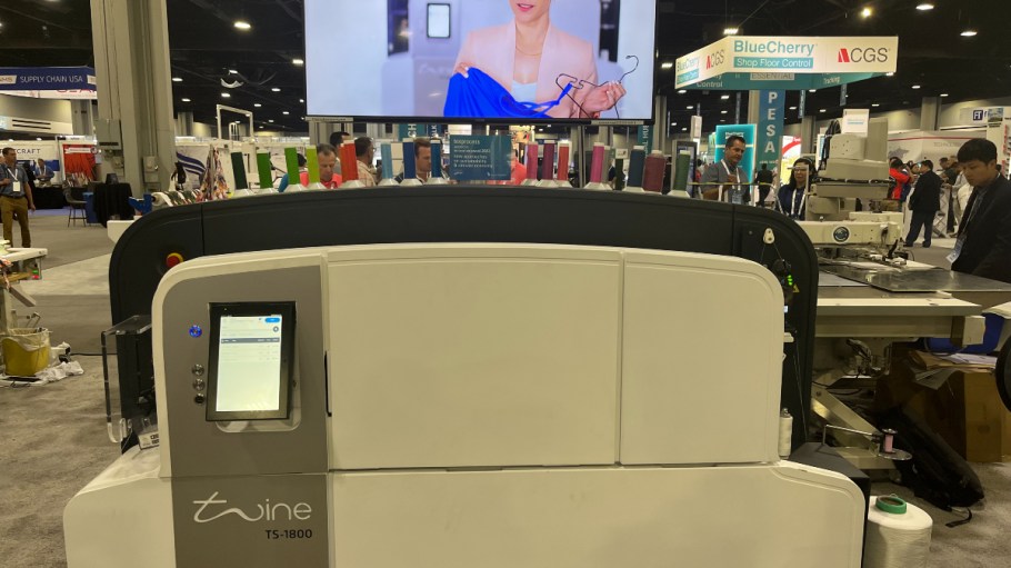 TS-1800, a digital thread dyeing system from Henderson Sewing Machine Co. and Twine Solutions.