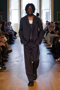 230609 Daniel W Fletcher AW23 London Fashion Week, Royal Academy Credit: Ben Broomfield Credit Social: @photobenphoto Copyright: Ben Broomfield Photography 07734 852620 photo@benbroomfield.com www.benbroomfield.com