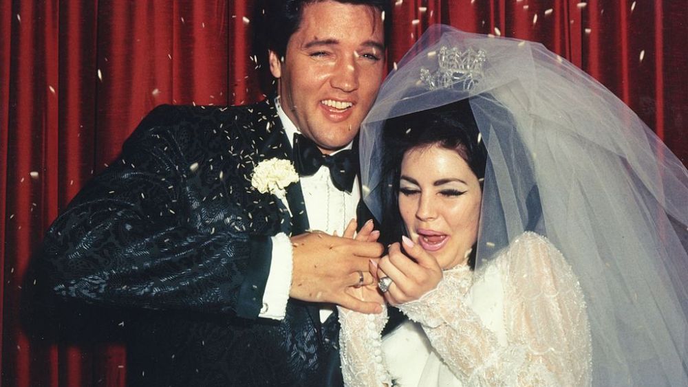 UNITED STATES - MAY 01:  Wedding Photos of Elvis Presley to Priscilla on May 01,1967  (Photo by Michael Ochs Archives/Getty Images)