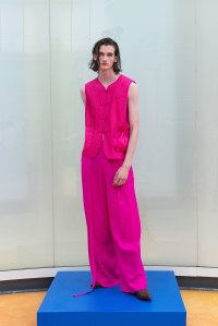 Shanghai Tang RTW Spring 2024