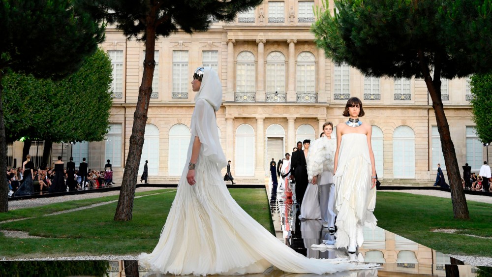 Givenchy Couture Fall 2018 finale