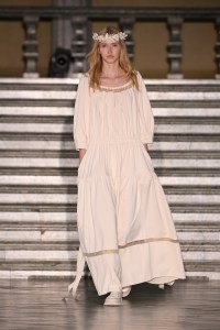 Max Mara Resort 2024