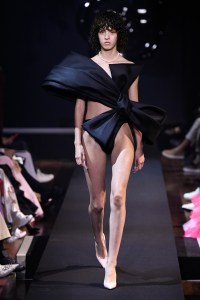 Viktor and Rolf Couture Fall 2023