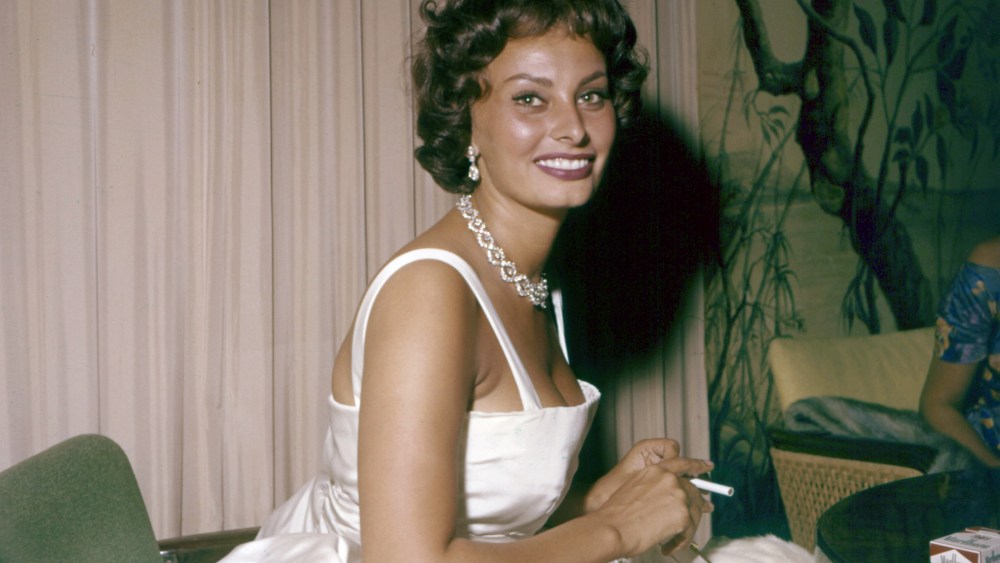 The Italian actress Sophia Loren smiling during the Film Festival. Venice, 1958 (Photo by Mario De Biasi/Mondadori via Getty Images)