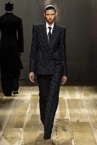 Alexander McQueen RTW Fall 2023