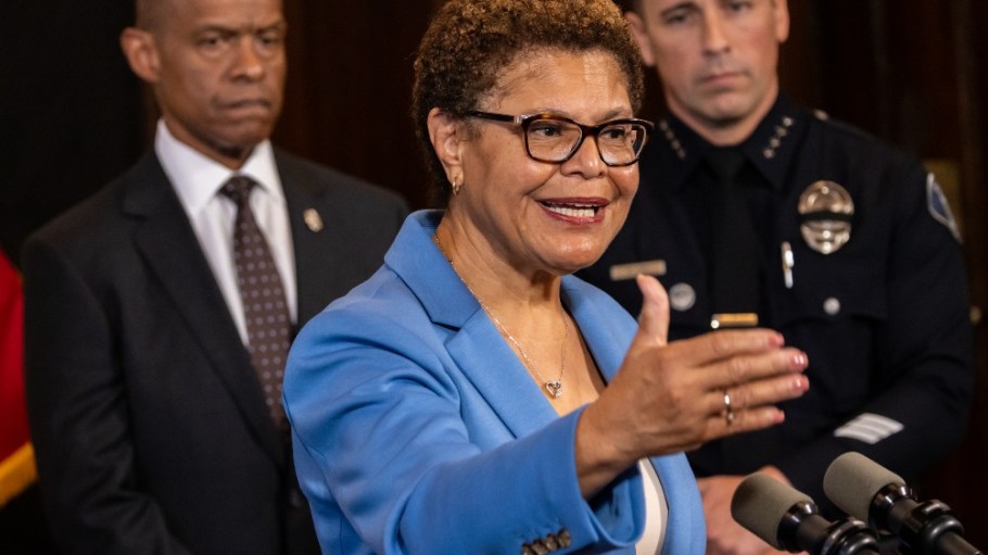 Mayor Karen Bass announced the formation of the Los Angeles Organized Retail Crime Task Force last week.