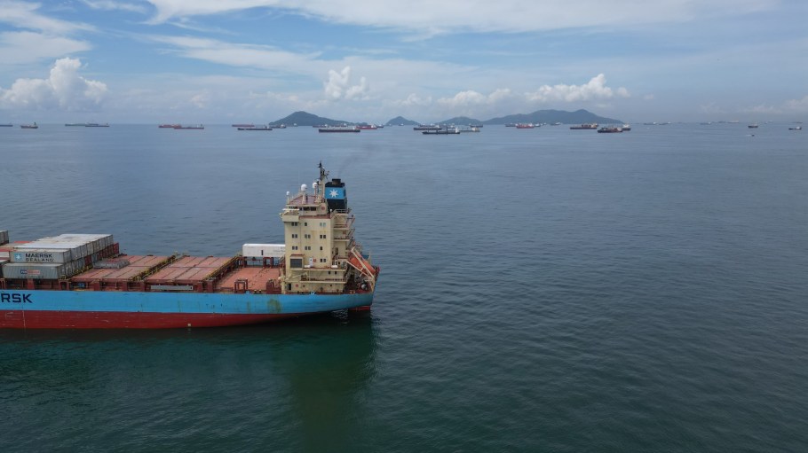 As of Monday morning, 123 vessels were in queue at the Panama Canal, with 50 of them having booked a transit reservation and 73 waiting without an appointment.