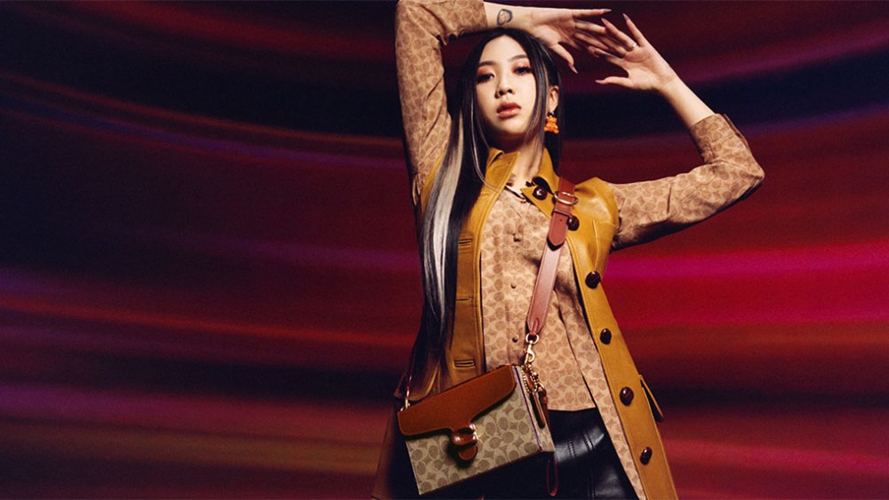 Youngji Lee for Coach.